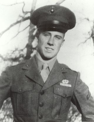 <span class="mw-page-title-main">Donald J. Ruhl</span> US Marine Corps Medal of Honor recipient (1923–1945)