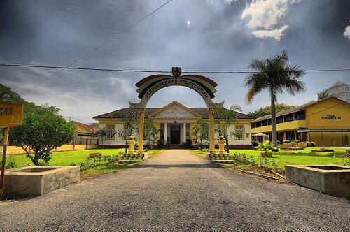 The Stuart Library, Est. 1930