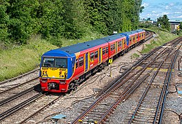 456014 approaching Guildford from the Reading line