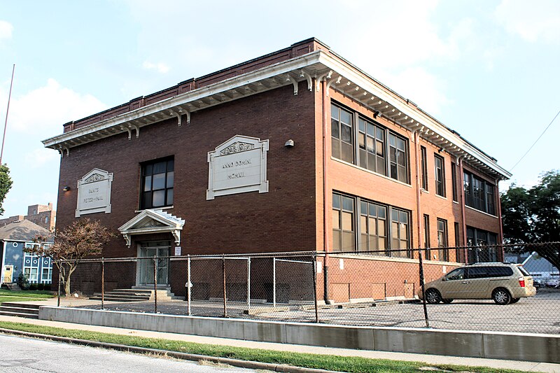 File:Saints Peter and Paul School - Indianapolis.jpg