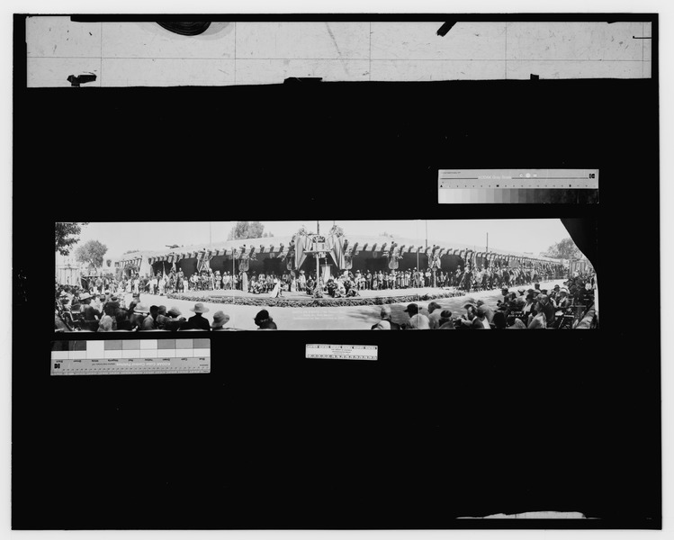 File:Santa Fe Fiesta, "De Vargas Day", Santa Fe, New Mexico, ceremonies as they occurred in 1693 LCCN2007663411.tif