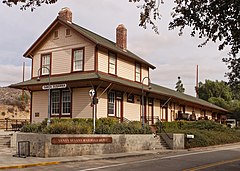 Santa Susana Depot-vido de sudokcidento 2014-11-13.jpg