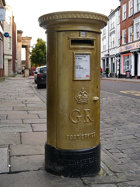 File:Sarah Storey's Gold Postbox, Macclesfield - geograph.org.uk - 3165272.jpg