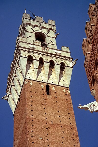 File:Siena-Torre.jpg