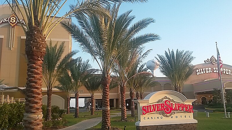 File:Silver Slipper Casino.jpg