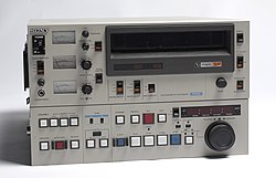 Sony U-matic SP tape recorder Sony U-Matic SP tape recorder (6498645805).jpg