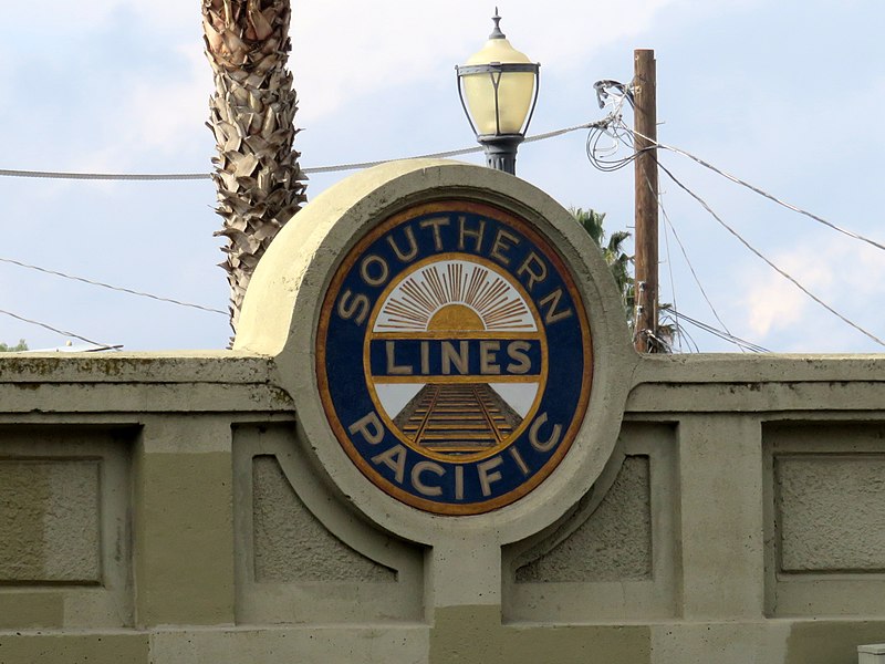 File:Southern Pacific Lines emblem near San Jose Diridon station, November 2019.JPG