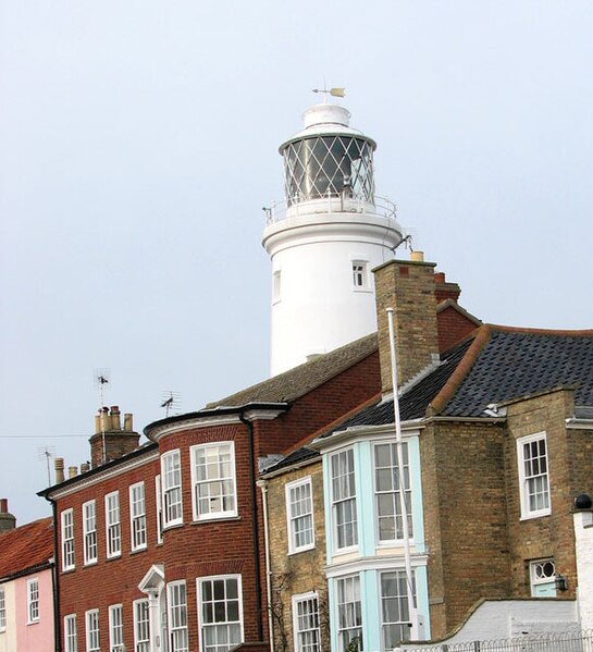 File:Southwold lighthouse - geograph.org.uk - 2220430.jpg