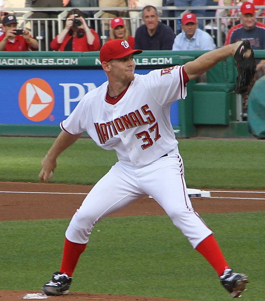 Strasburg pitching in his MLB debut