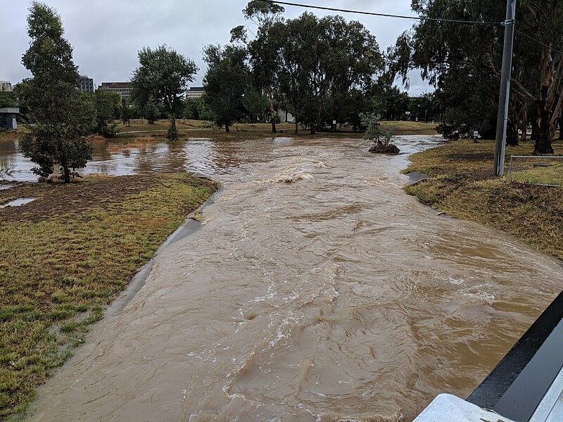 File:Sullivans Creek and Lyneham wetlands in flood 2018.jpg