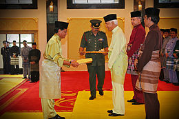 Sultan-rajam-perak.jpg