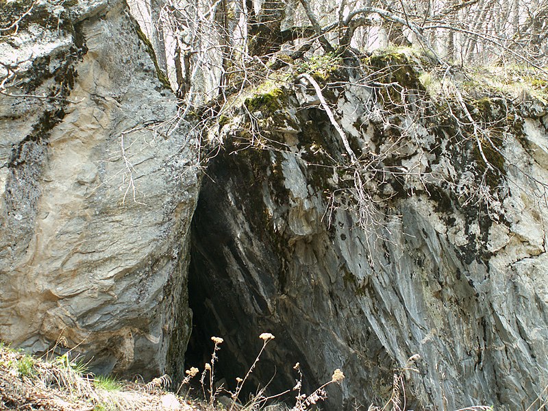 File:The-cave-of-John-of-Rila.jpg