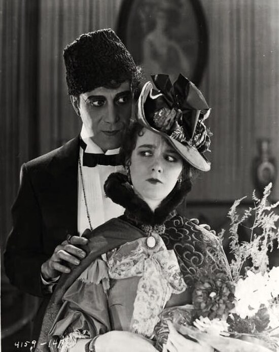 Arthur Edmund Carewe & Mary Philbin