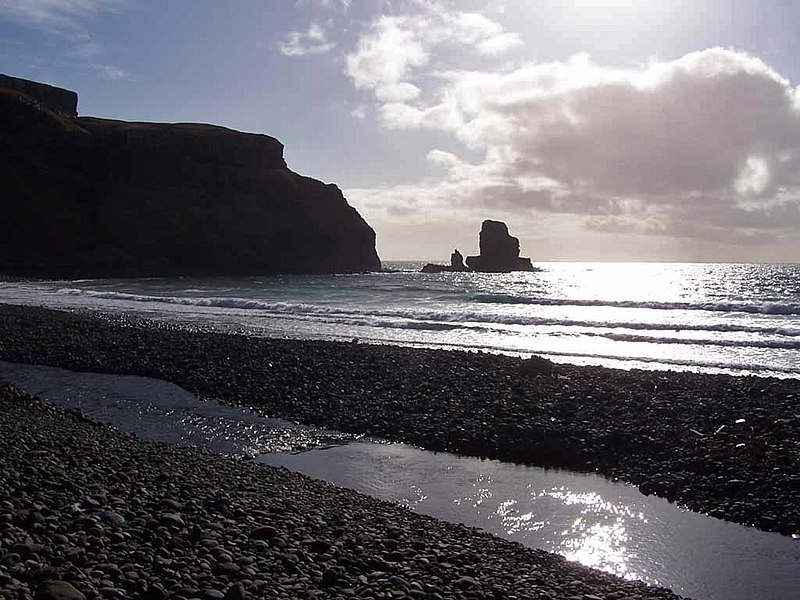 File:Towards Talisker Point - geograph.org.uk - 2313596.jpg