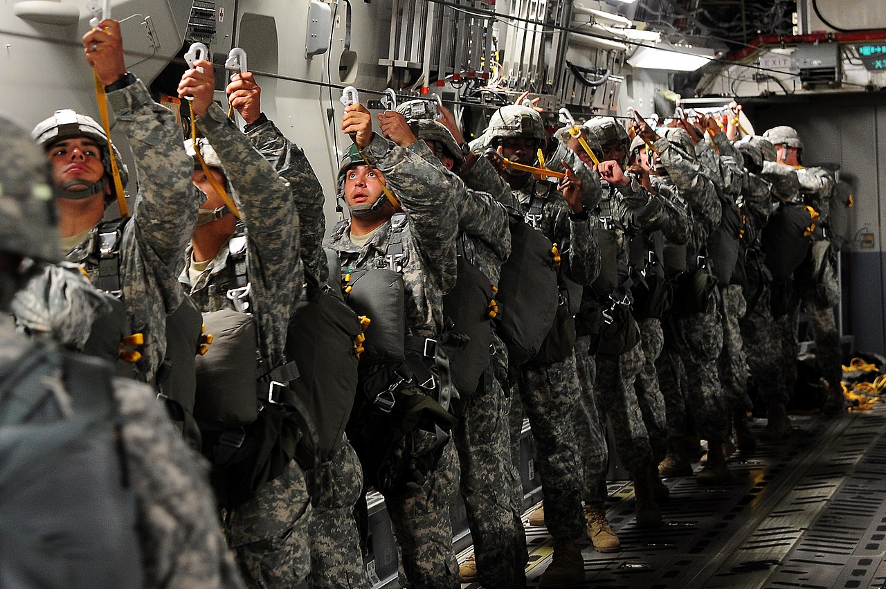 File:U.S. Army paratroopers with the 1st Brigade Combat Team, 82nd Airborne  Division hook up to a static line on an Air Force C-17 Globemaster III  aircraft June 27, 2013, during Joint Operational