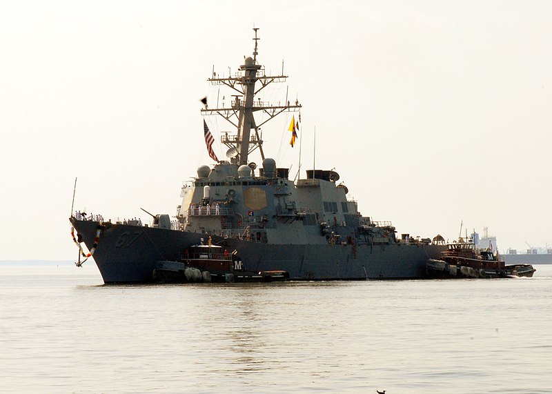 File:US Navy 100901-N-5292M-007 Tug boats guide the guided-missile destroyer USS Cole (DDG 67) to the pier as the ship returns to Naval Station Norfolk.jpg