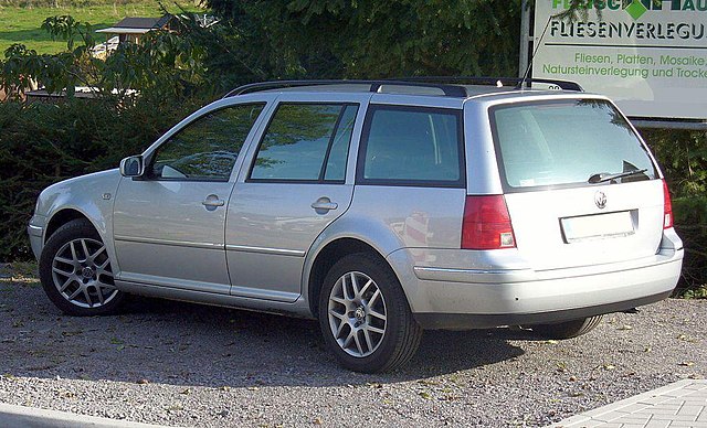 File:VW Bora Variant silver.JPG - Wikimedia Commons