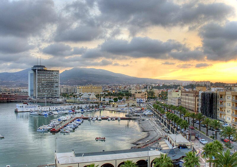 File:Vista desde Melilla la Vieja.jpg