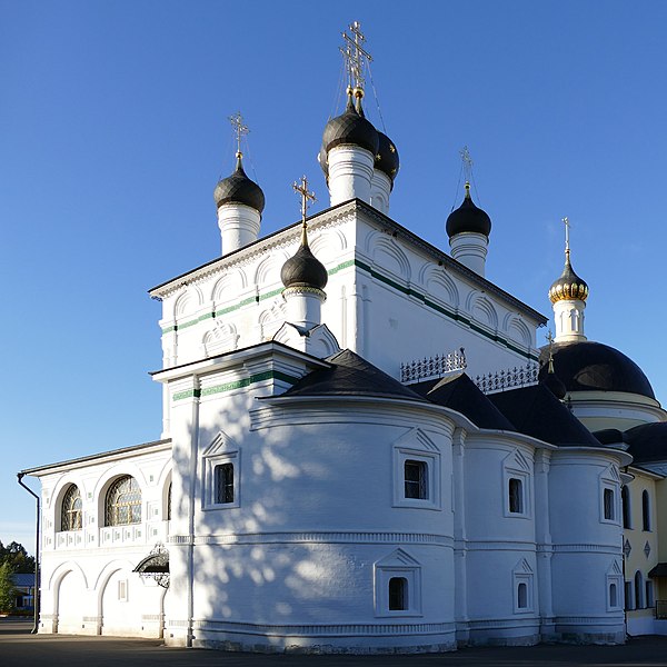 File:Voznesenskaya Davidova Pustyn - Cathedral Of The Ascension - 20180913 15015.jpg