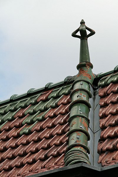 File:WLM - mringenoldus - Detail dak bij Gabbemagasthuis.jpg