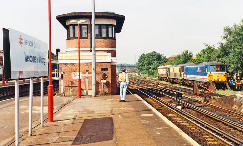 File:Woking Station signalbox geograph-4076407-by-Ben-Brooksbank.jpg