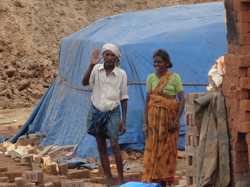 File:Workers.. of brikc making.JPG