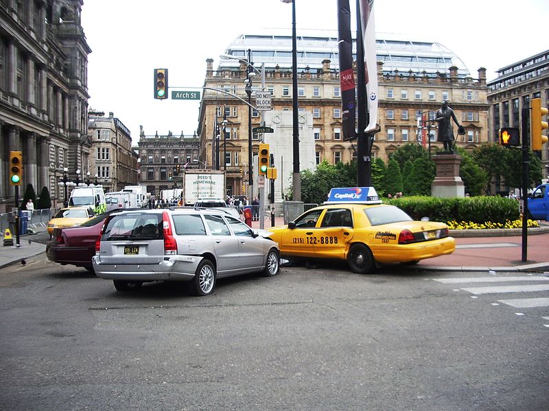 File:WorldWarZGlasgowTaxiCrash.jpg