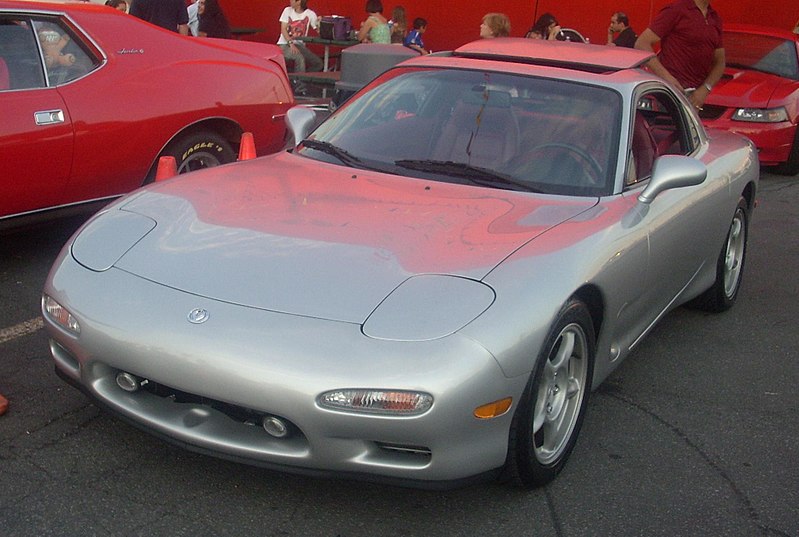 File:'93-'95 Mazda RX-7 (Orange Julep).JPG