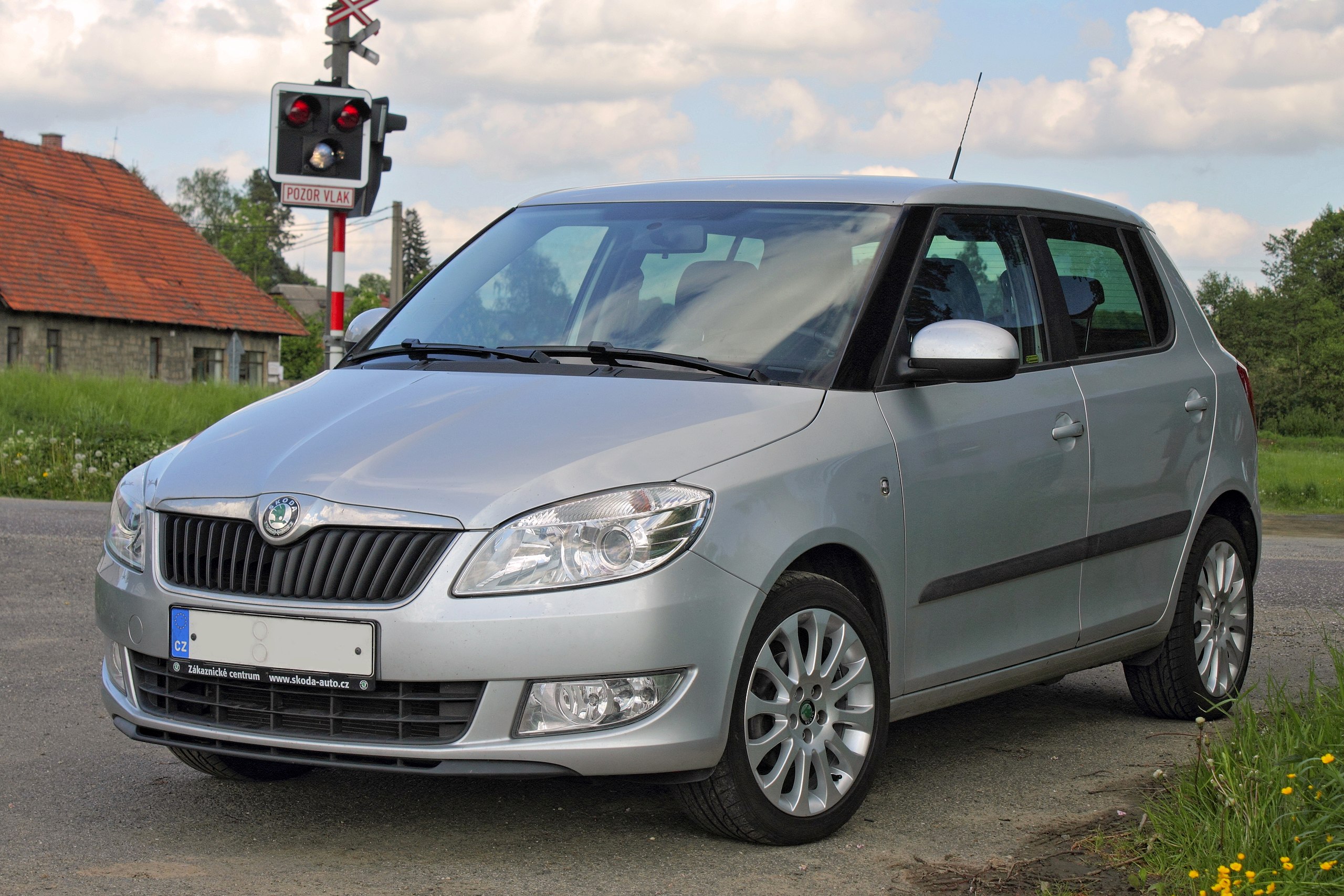 File:Škoda Fabia II facelift (silver, front).JPG - Wikimedia Commons