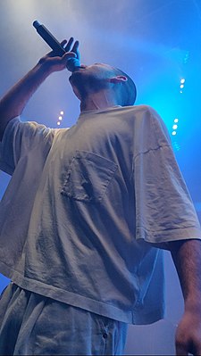 עטר מיינר בהופעה במועדון "בארבי", מרץ 2020