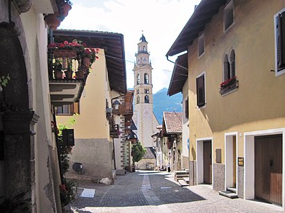 How to get to Tesero. Piazza Battisti with public transit - About the place