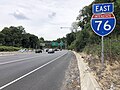 File:2022-07-31 15 17 13 View east along Interstate 76 (Schuylkill Expressway) just east of Exit 341 in Philadelphia, Pennsylvania.jpg