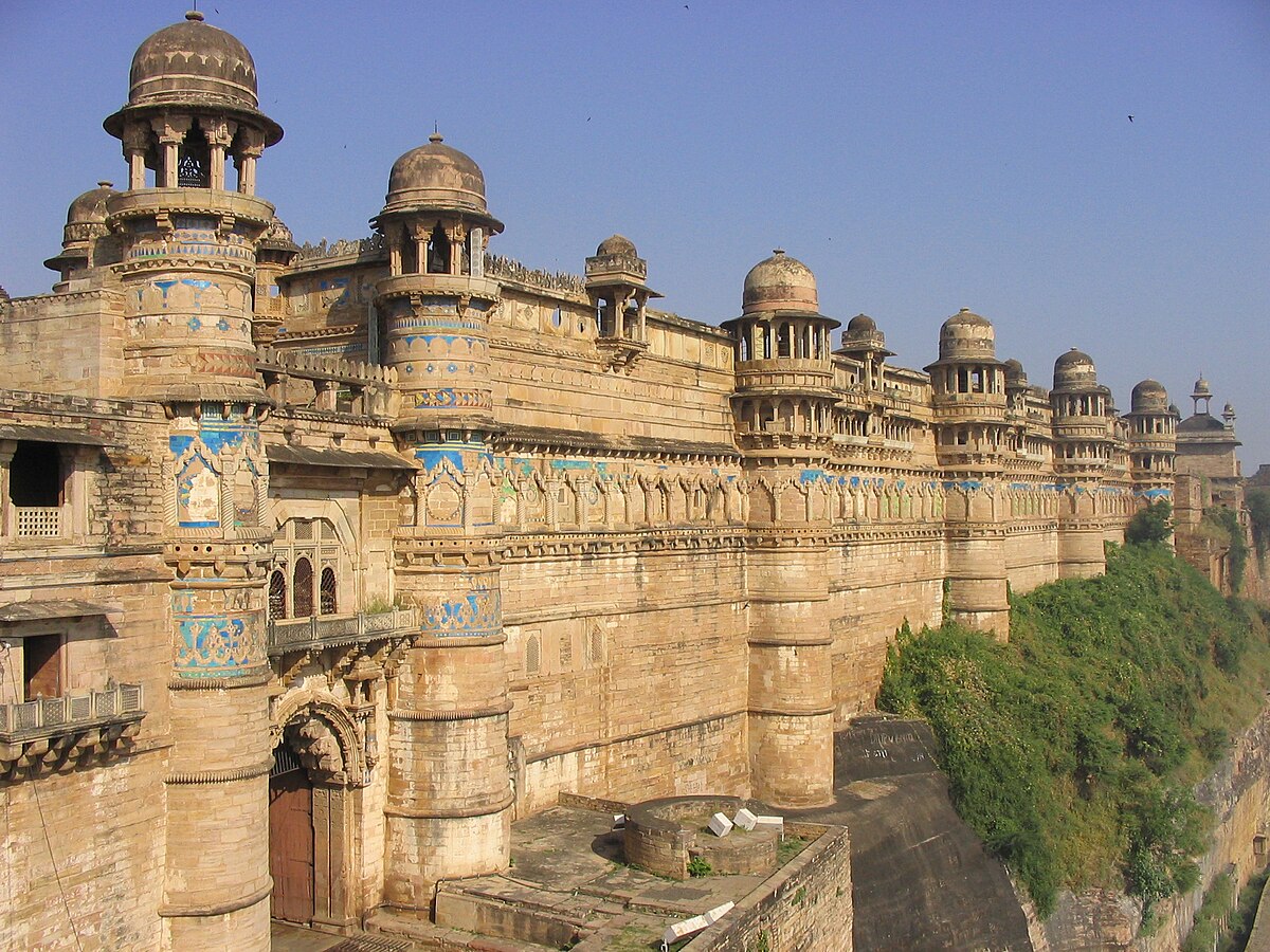 Gwalior Fort: Exploring An Extraordinary Monument. - The Floating Pebbles