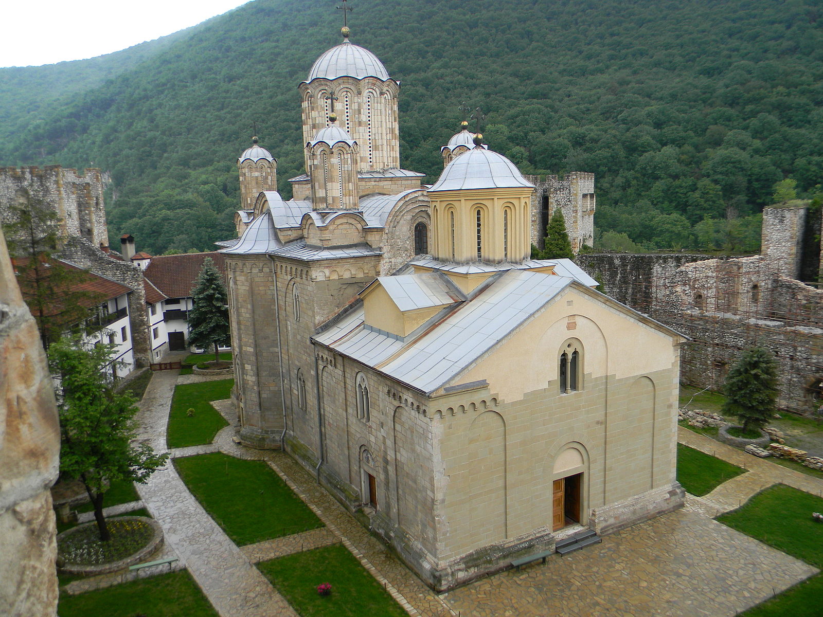 монастыри сербии