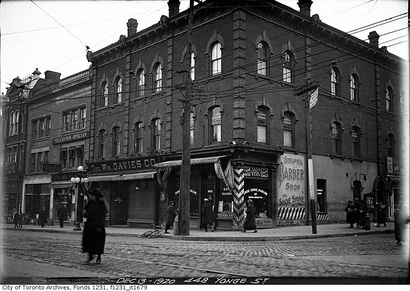 File:448 Yonge Street, fonds 1231, item 1679.jpg