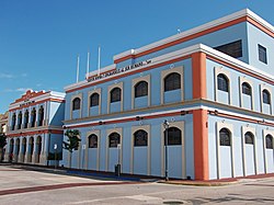 Ayuntamiento y otro edificio municipal de Cabo Rojo