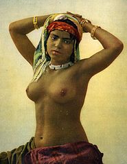 Algérie. Jeune Femme de Bou-SaaDa. Photochrome originale d'époque. Circa 1890. 18 x 24 cm.jpg