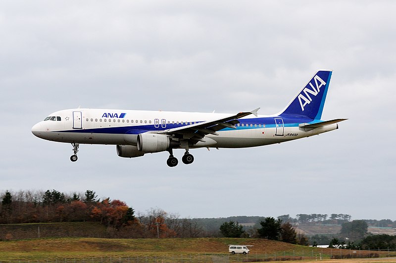 File:All Nippon Airways Airbus A320-211 (JA8400 554) (5203770344).jpg