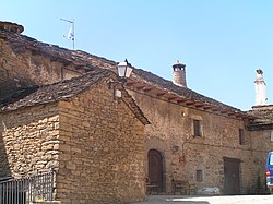 Anvista d'una casa en o lugar de Botaya