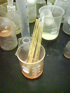 Aqua regia in NMR tubes.jpg