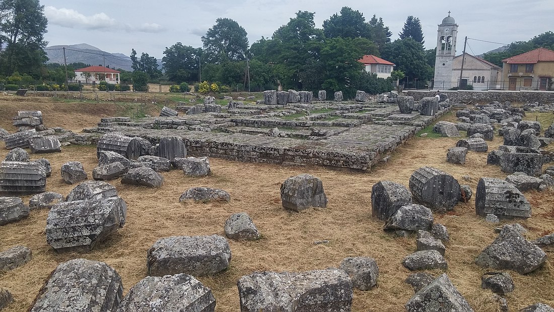 File:Archaeological site of the Temple of Athena Alea at Tegea (2017, image 1).jpg