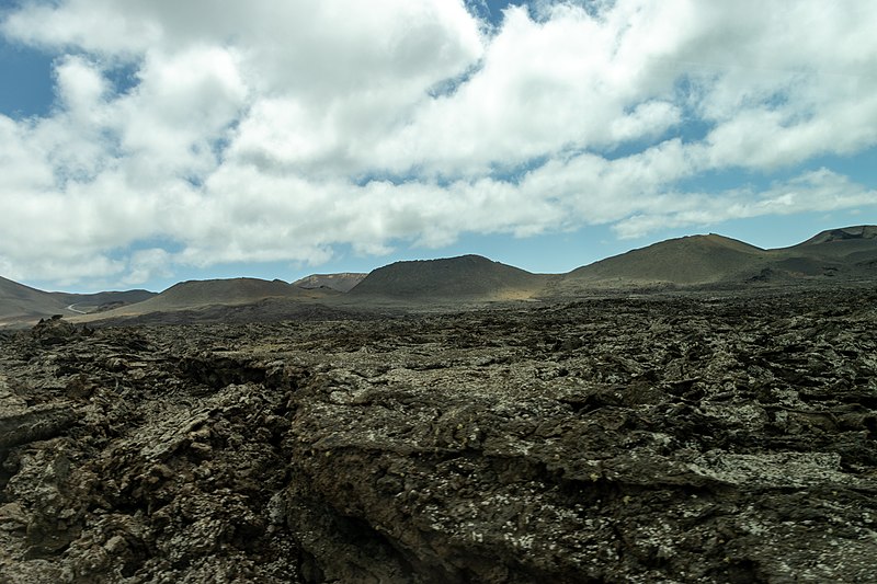 File:At Parque Nacional de Timanfaya 2022 070.jpg