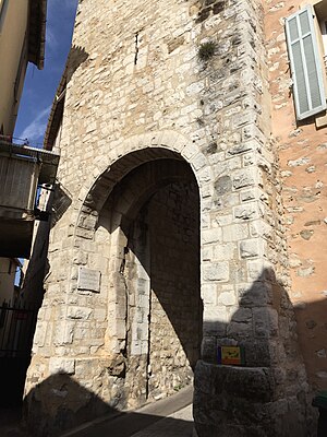 Aubagne: Géographie, Urbanisme, Toponymie