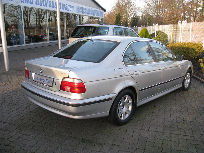 File:BMW 530d E39 (12140521905).jpg