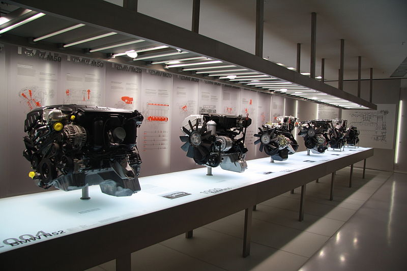 File:BMW engine exhibition in BMW-Museum in Munich, Bayern.JPG