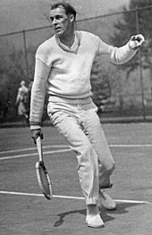 Bill Tilden won 10 major singles titles in the 1920s, including an all-time record of seven U.S. Championships titles. Bill-Tilden.jpg