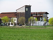 Einer der Drehorte: die Brauerei Aying