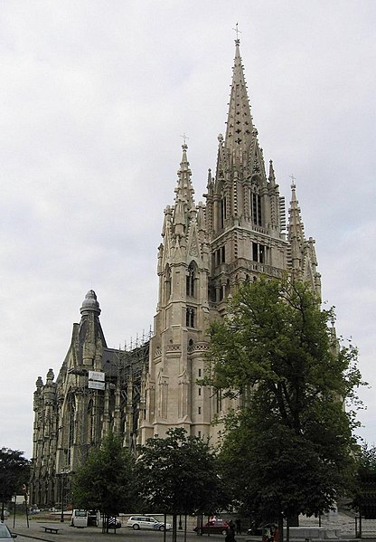 File:Bxl, Eglise Notre-Dame de Laeken-2.jpg