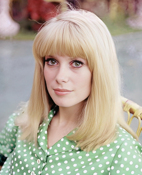 File:Catherine Deneuve (1966) (cropped).png