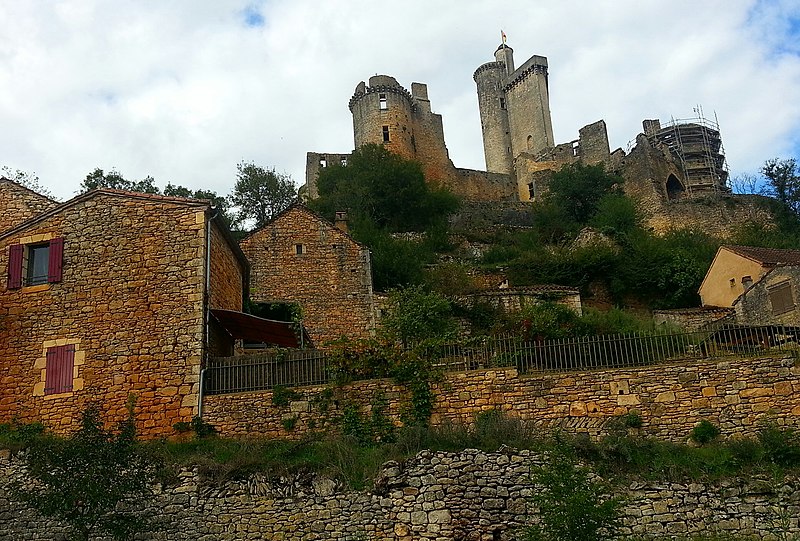 File:Château de Bonaguil - panoramio (1).jpg